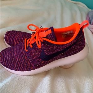 Brand new Nike tennis shoes